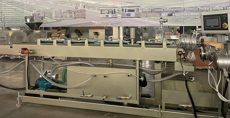 extrusion machine manufacturers